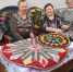 В Сельском Доме культуры села Балахтон прошёл мастер-класс «Бабушкины коврики». - Козульский район